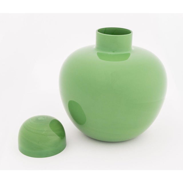 Modern Venini Murano Art Glass Covered Ovoid Vase, 1983 For Sale - Image 3 of 7