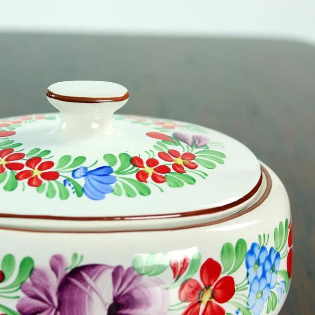 Vintage Czechoslovakian Folk Design Ceramic Vase & Bowl Set from Chodovia Domažlice, 1974, Set of 2 For Sale - Image 4 of 10