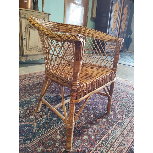 Wood 1960s Mid-Century Rattan Barrel Back Lounge Chairs & Wicker Coffee Table – Set of 5 For Sale - Image 7 of 13