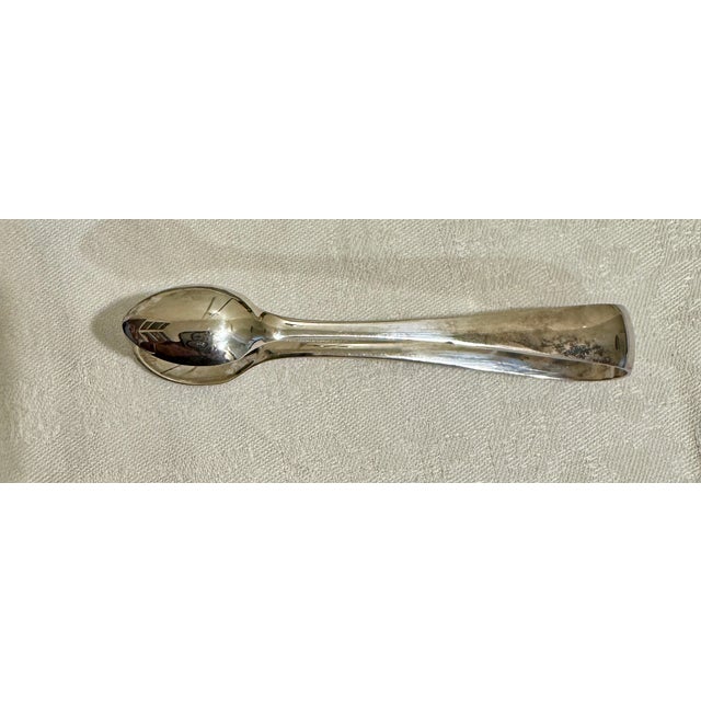 Beautiful petite tongs, great for sugar or hors d'ouvres. Sheffield England silverplate in excellent vintage condition....