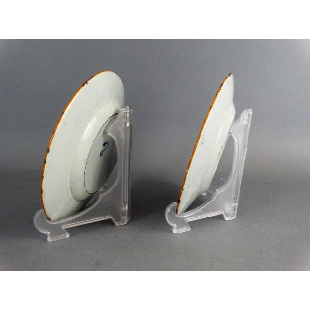 18th-Century Dutch Delft Plates With Chinoiserie Figures, Long Eliza, Pair For Sale - Image 6 of 8