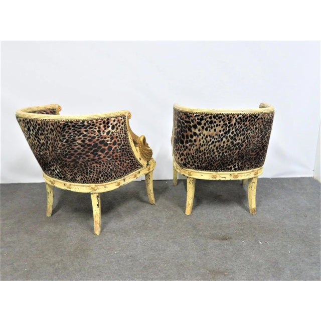 French Style Swan Carved Cream & Gilt Bergeres- a Pair For Sale In Philadelphia - Image 6 of 8