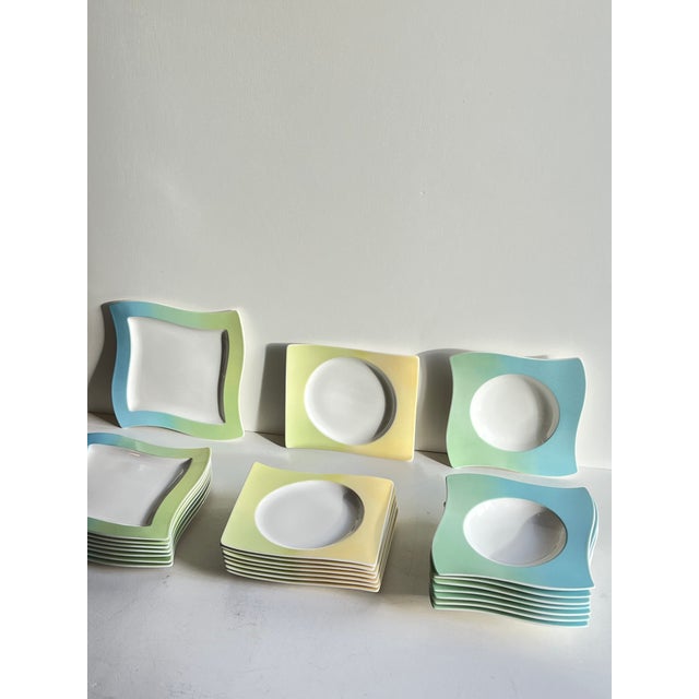 Villeroy & Boch 1990s Villeroy & Boch New Wave Lagoon 24 Piece Dinnerware Set Service for 8 For Sale - Image 4 of 18