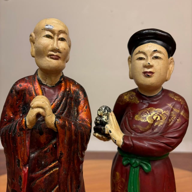 Figurative Vintage Vietnamese Cultural Figurines – Pair of Hand-Painted Statues From Hanoi For Sale - Image 3 of 11