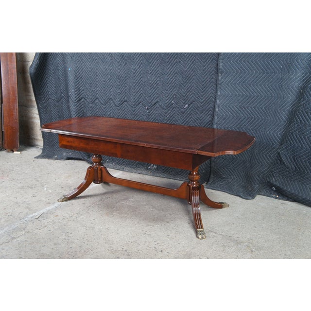 Late 20th Century Bombay Company Mahogany Drop Leaf Duncan Phyfe style Coffee Table Console For Sale - Image 4 of 10