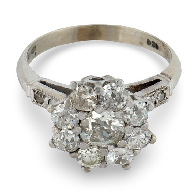Mid-Century Modern 1940s Retro Diamond 18k White Gold Cluster Ring, Size 5.75 For Sale - Image 3 of 6