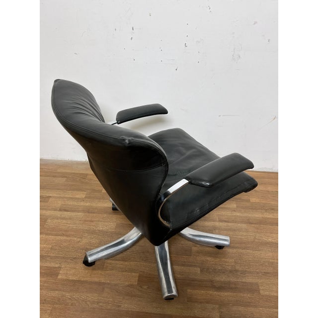 Metal Ca. 1970s Giovanni Offredi for Saporiti Italia "Ondo" Executive Leather Desk Chair For Sale - Image 7 of 12