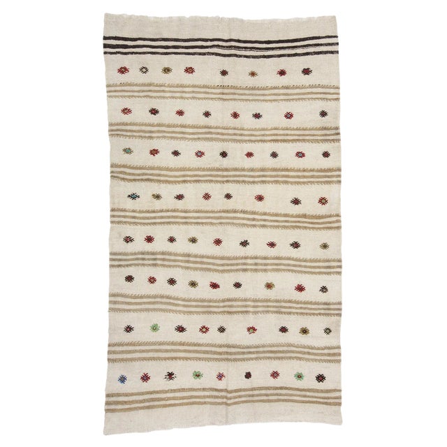 Turkish Embroidered Hemp Kilim Rug-4′5″ × 7′10″ For Sale