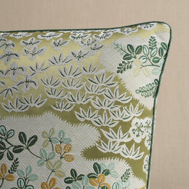 This pillow features Lorene. A lovely leafy floral, Lorene is a classic, versatile woven design. Pillow is finished with a...