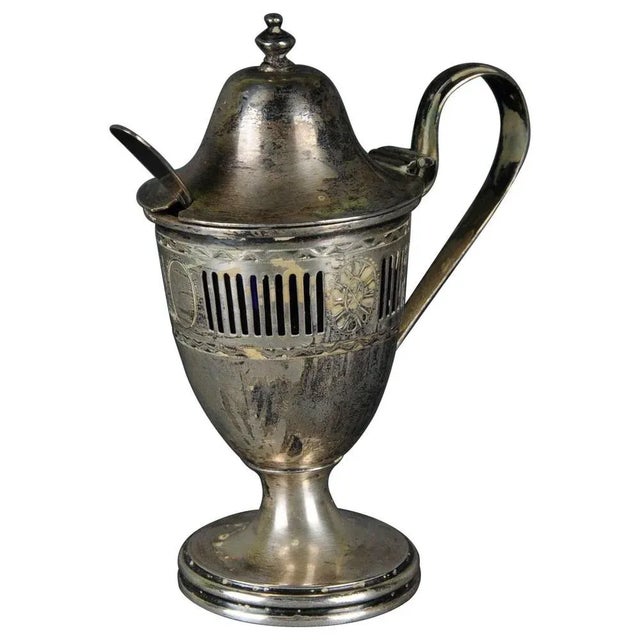 Silver Sterling Sugar Box with Spoon by George Nathan & Ridley Hayes, England, Set of 2 For Sale - Image 11 of 11