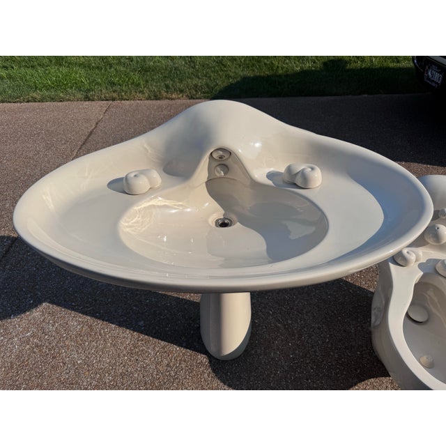 1980s Vintage Warren Platner for American Standard Sculptural Pedestal Sink & Bidet Set For Sale - Image 5 of 11