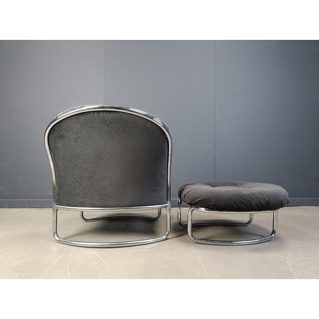 1970s Set of Model 915 Lounge Chair with Ottoman attributed to Carlo De Carli for Cinova, 1970s For Sale - Image 5 of 12