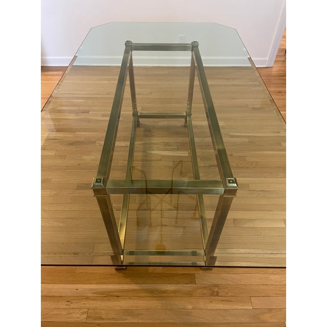 Mid-Century Modern LaBarge Attributed Brass and Glass Dining Table With 1/2" Thick Beveled Glass Top Vintage For Sale - Image 3 of 9