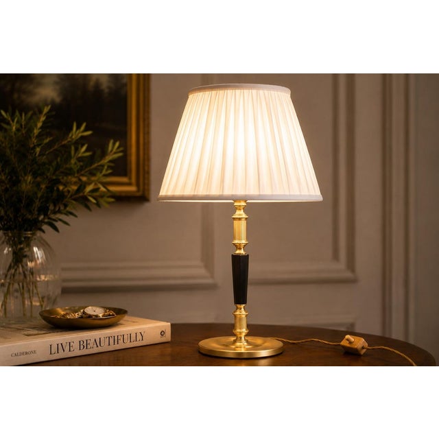 Mid-Century Modern Mid-Century Hollywood Regency Brass and Black Column Desk Lamp with Fluted Gilt Accents, Europe, 1950s For Sale - Image 3 of 11