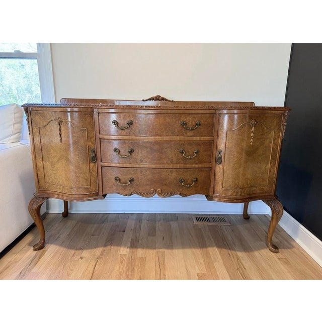 Brown Romweber French Provincial Louis XV Burl Wood Sideboard Buffet Circa 1930’s / 1920’s, Attributed For Sale - Image 8 of 12