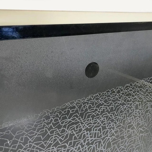 1980s Italian Modern Black and White Artwork on Glass attributed to Tarantino, 1983 For Sale - Image 5 of 11