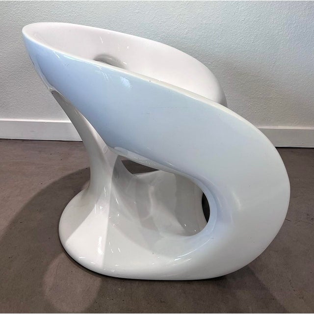 Contemporary Kundalini Hara Chairs by Giorgio Gurioli (2002) and Side Table 3 Piece Set. For Sale - Image 3 of 12
