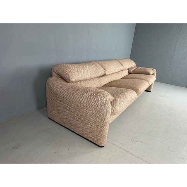 Maralunga Three-Seater Sofa by Vico Magistretti for Cassina, 1970 For Sale - Image 10 of 13