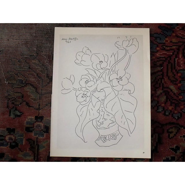 Henri Matisse Vintage Signed Henri Matisse Mid 20th Century Abstract Botanical Still Life Lithograph For Sale - Image 4 of 5