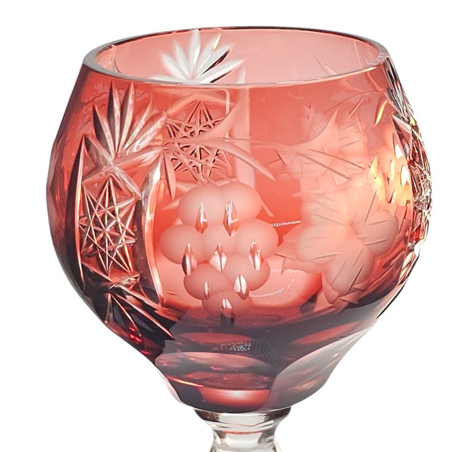 Nachtmann Bleikristall Rose Grapes Floral Cut to Clear Wine Glass 8.25” Elegant For Sale - Image 4 of 6