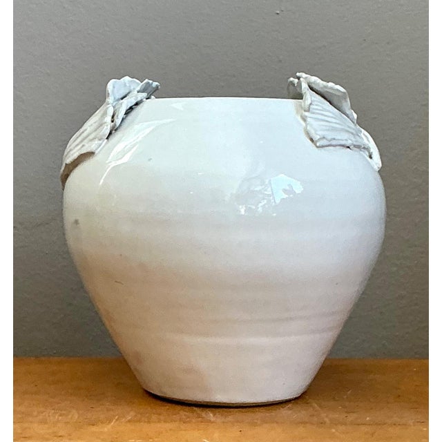 White Vintage Kass O'Brien White Ceramic Vase With Ginko Leaf Motif For Sale - Image 8 of 13