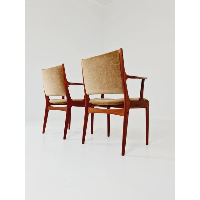 Brown Mid-Century Modern Danish Armchair with Teak Frame and Gray Upholstery by Johannes Andersen for Uldum Møbelfabrik, 1960s For Sale - Image 8 of 14