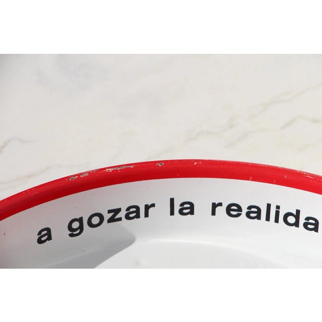 1970s Rare Coca-Cola Advertising Serving Tray, Venezuela For Sale - Image 4 of 13