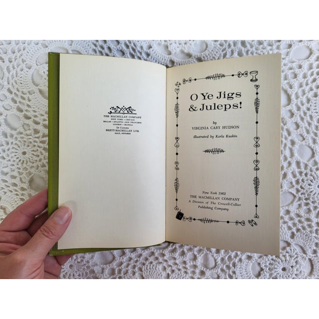 Green O Ye Jigs & Juleps by Virginia Cary Hudson, 1962 For Sale - Image 8 of 12