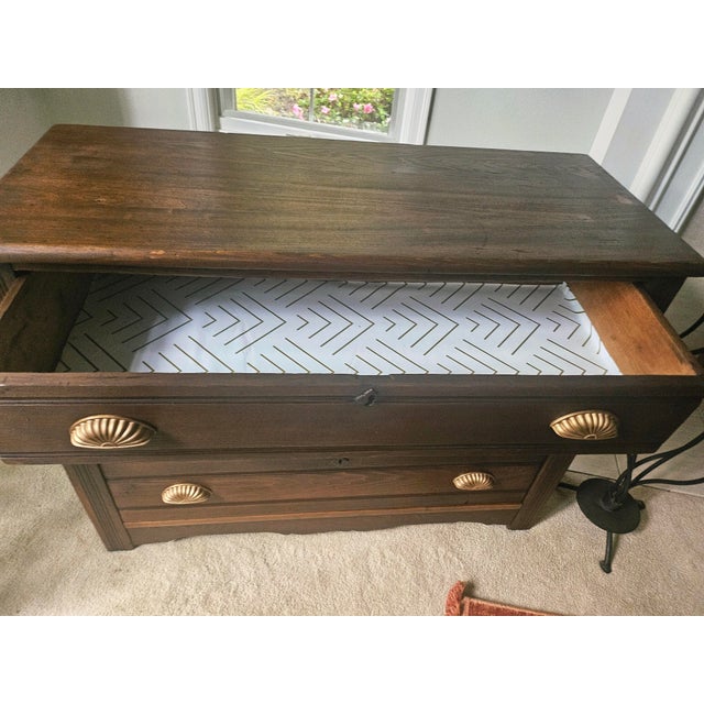 Antique Victorian Oak 3-Drawer Chest/ Dresser (c.1880-1890) For Sale - Image 9 of 13