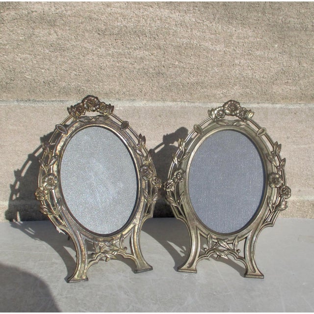 Metal Matching Art Nouveau French Photo Frames - A Pair of 2 For Sale - Image 7 of 8
