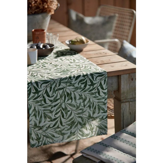 A true icon from William Morris Willow Boughs is his 1887 design. Deceptively simple and created using the ingenious...