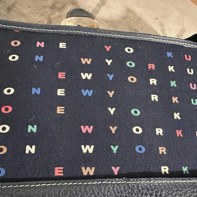 1980s Vintage Blue Leather French Shoulder Bag by Emanuel Ungaro For Sale - Image 11 of 17