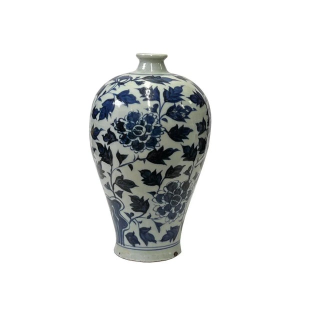 Chinese Blue White Porcelain Flower Graphic Fat Round Shape Vase For Sale In San Francisco - Image 6 of 6