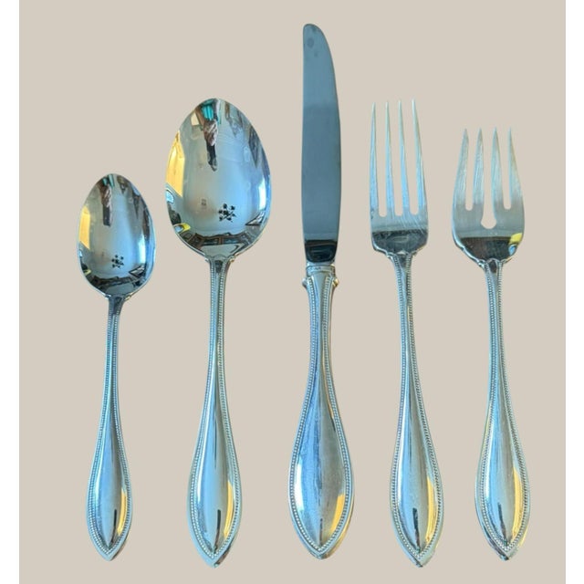 Late 20th Century Late 20th Century Oneida Arbor American Harmony Stainless Flatware Set Service for 12 Chest - 65 pcs For Sale - Image 5 of 9