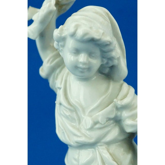 Antique young fisherman figurine in white porcelain from Ginori Doccia, early 19th For Sale - Image 11 of 18