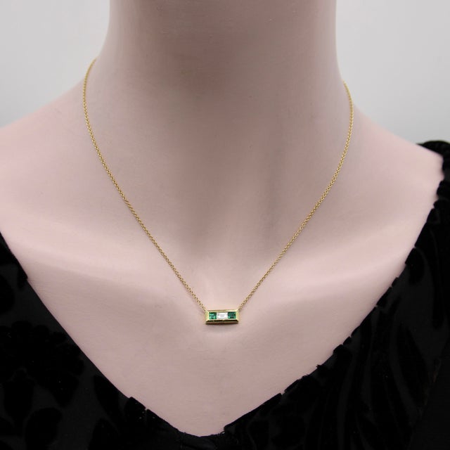 Metal 18k Gold Emerald and Diamond Bar Pendant Necklace For Sale - Image 7 of 8