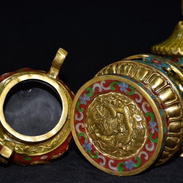 Pair of Vintage Cloisonné Enamel & Gilt Bronze Pagoda Censers / Shrine Vessels For Sale - Image 9 of 9
