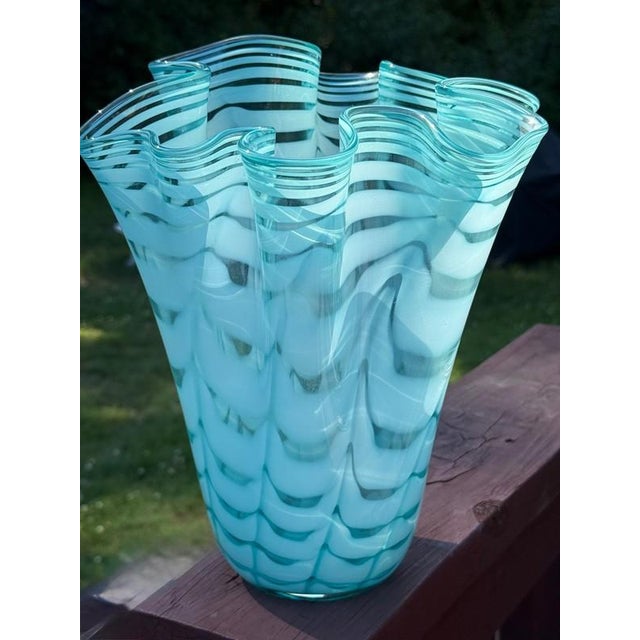 Late 20th Century Royal Gallery Turquoise Hand Blown Opalescent Art Glass Handkerchief Vase Poland For Sale - Image 5 of 10