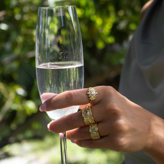 Queen Cleopatra Diamond Energy Cuff Adjustable Ring, Size 4 For Sale In Miami - Image 6 of 9