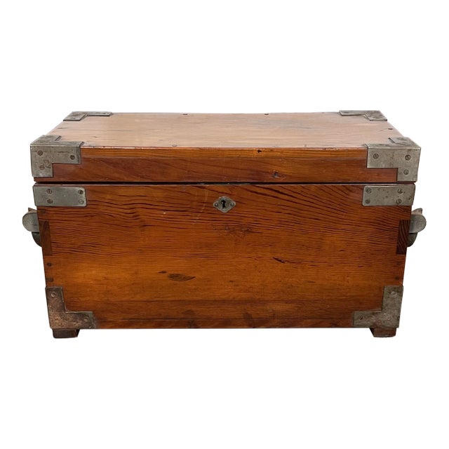 Mid 20th Century Camphor Wood Box For Sale