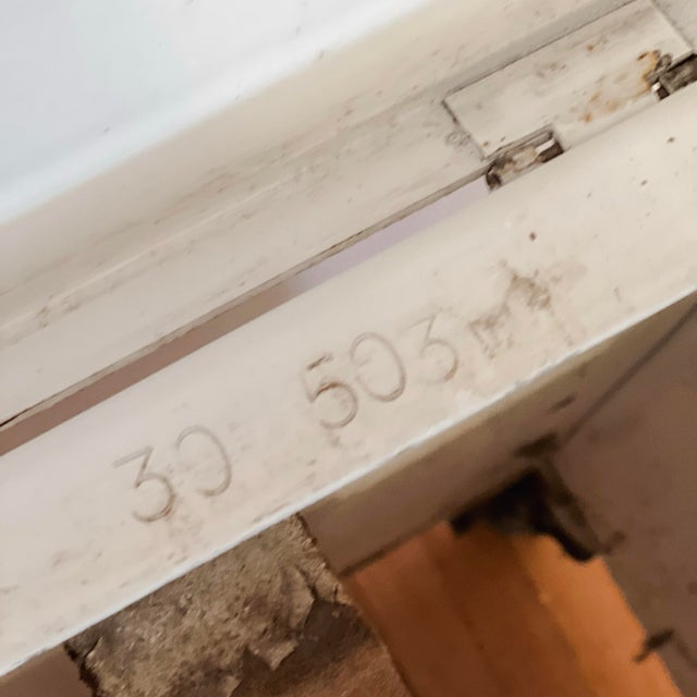 Antique White Métal Radiator Cover From a 1910 Prairie Style House For Sale - Image 4 of 10