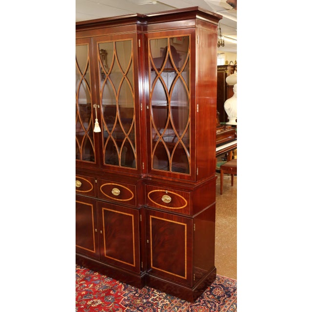 1990s Kindel Masterworks Winterthur Mahogany Inlaid Bookcase Cabinet Breakfront For Sale - Image 17 of 18