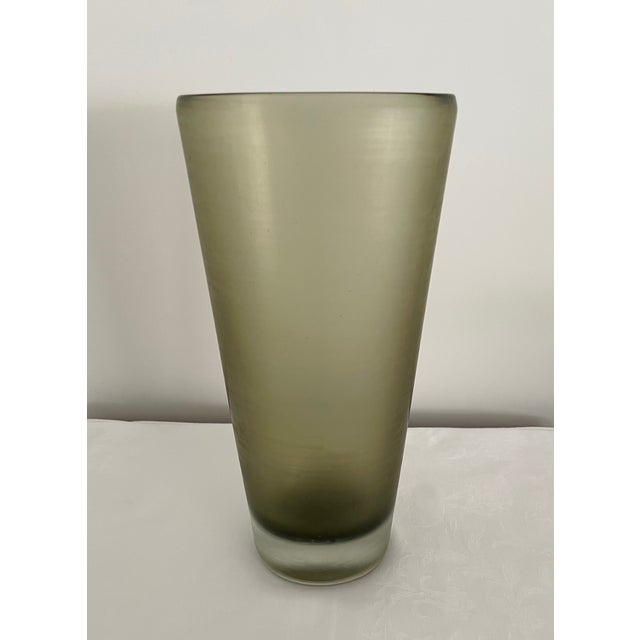 The Vintage VENINI Inciso Vase is a stunning piece of mid-century modern design, crafted in Venice, Italy in the 1950s....