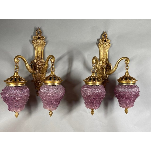 Pair of Vintage Louis XVI Style Gilded Bronze Wall Lamps / Wall Sconces With Purple Crystal Shades For Sale - Image 6 of 12