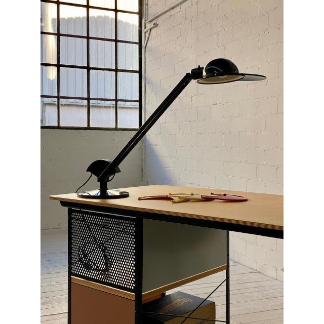 Model A390 Donald Lamp by Perry King, Santiago Miranda and Gianluigi Arnaldi for Arteluce, 1980s For Sale - Image 9 of 9