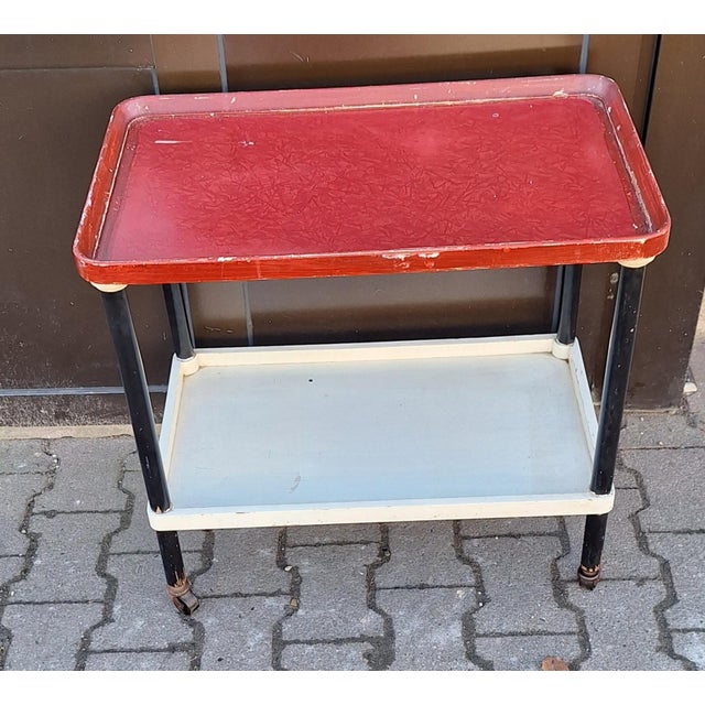 French Art Deco Tea Trolley, 1930s, in Good conditions. Designed 1920 to 1949