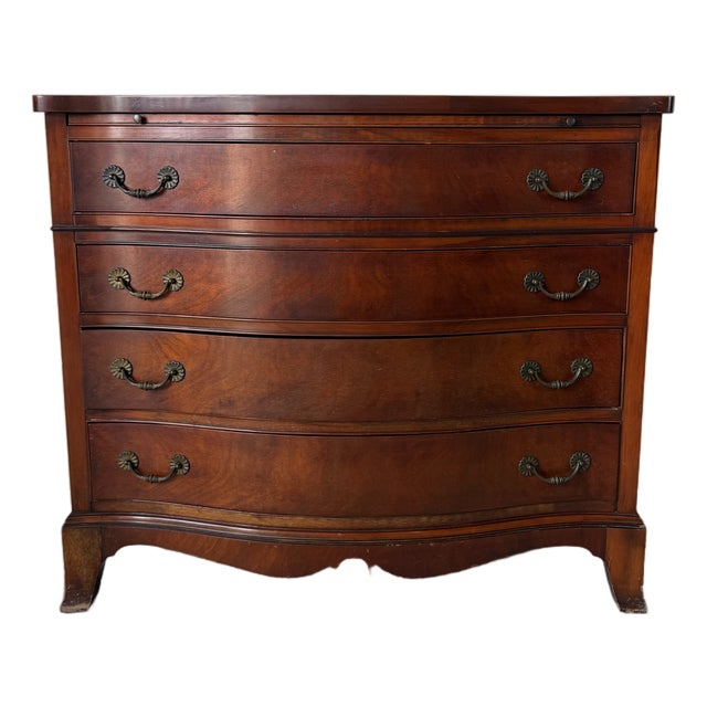 Vintage Georgian Style Mahogany Serpentine Chest of Drawers With Writing Brush Slide For Sale