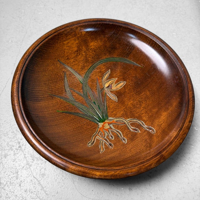 Japanese Wooden Sanuki-Bori Obon with Floral Motif, 1960s For Sale - Image 13 of 13