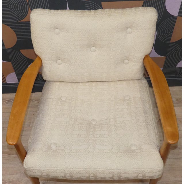 Mid-Century Modern Easy Armchair in Off-White Upholstery and Light Wood, 1960s For Sale - Image 6 of 13