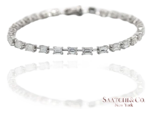 18k(750) White Gold Natural Diamond Emerald Cut Tennis Bracelet